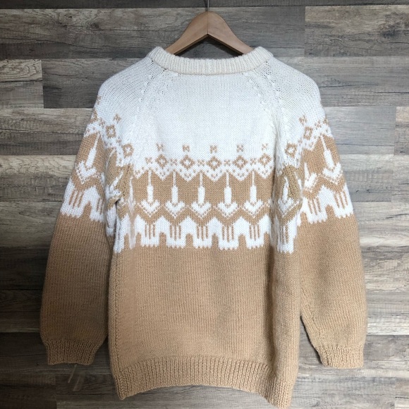 Handmade Hand Knit Tan and White Fair Isle Crewneck Sweater Medium - Picture 9 of 10